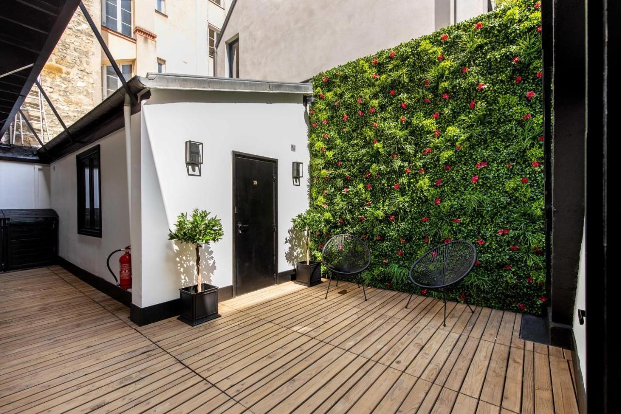 Cosy Bedroom - Tour Eiffel Champs De Mars 5A Paris Exterior foto